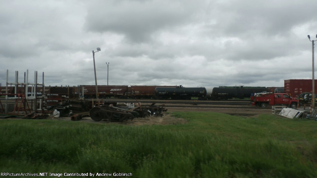 BNSF 451055, 450676, CTCX 731244, DBUX 300246 + ATW 84118